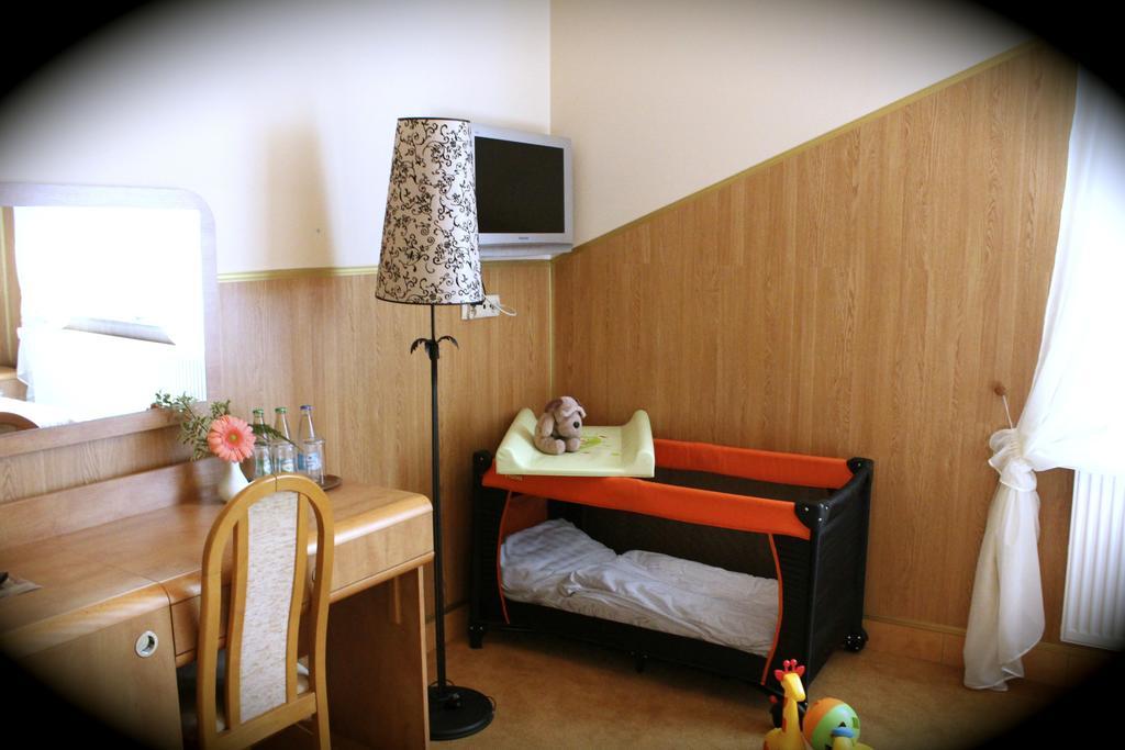 Parkowa - Noclegi Ze Sniadaniem Nowa Ruda Buitenkant foto